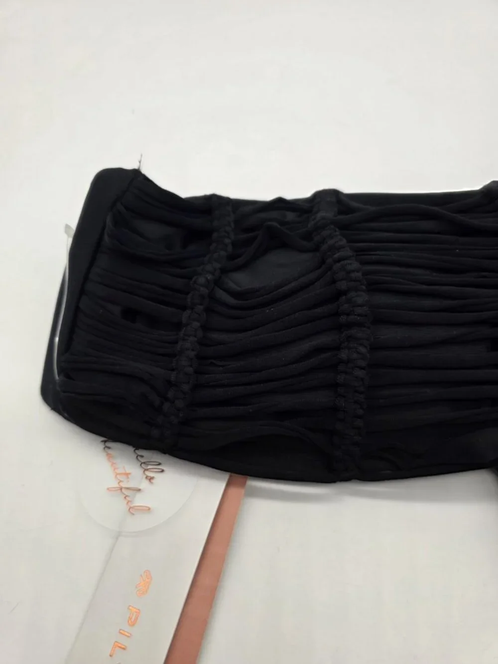 PilyQ Women's Bikini Swimsuit Top Size Medium Black Strapless Padded Swim